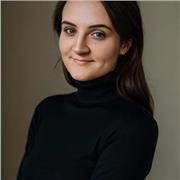 Englisch- und Französischlehrerin bietet professionelle und qualifizierte Nachhilfe und Prüfungsvorbereitung an.